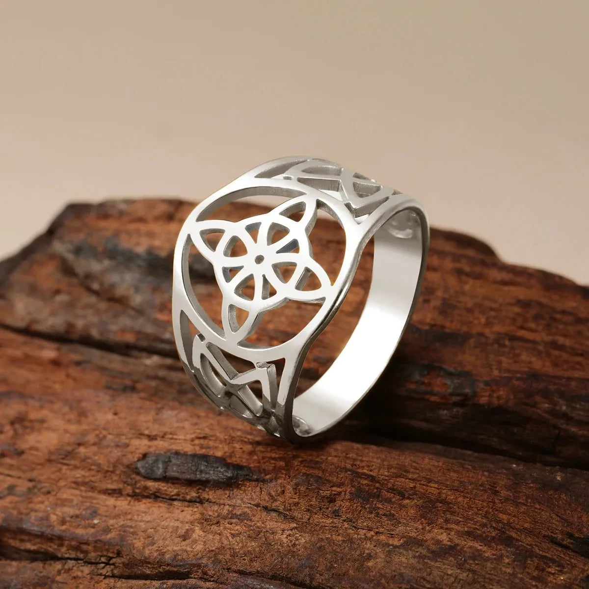 Witch Knot Stainless Steel Ring Wiccan Cross Celtics Knot Women Men Rings Witchcraft Good Luck Protection Amulet New Year Gifts